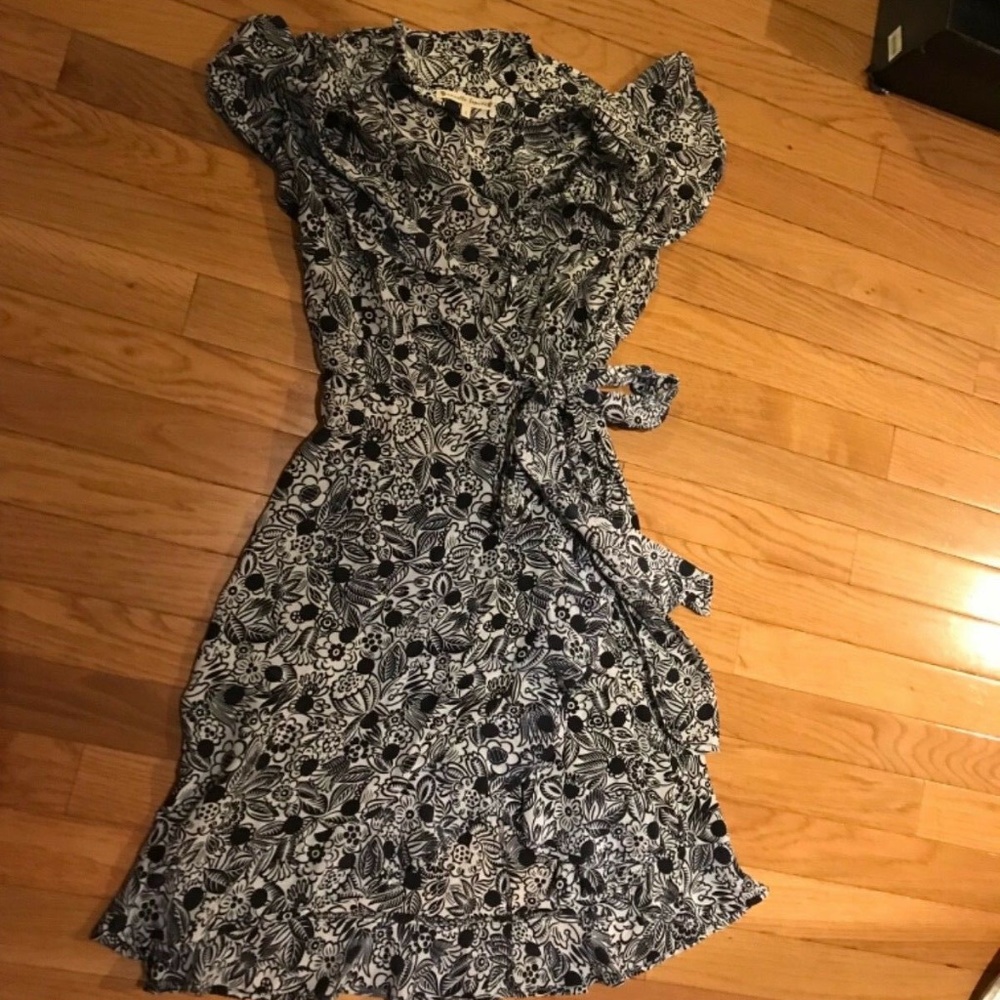 Nanette Lepore black and white floral with ruffles